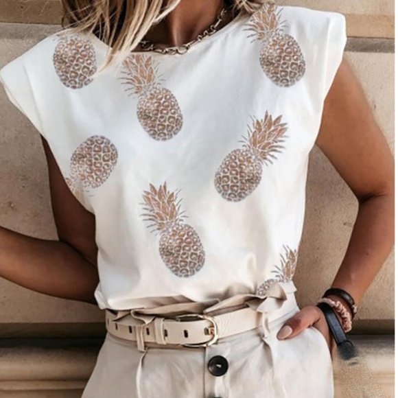 NWT Pineapple Casual Tank Top - Picture 2 of 2